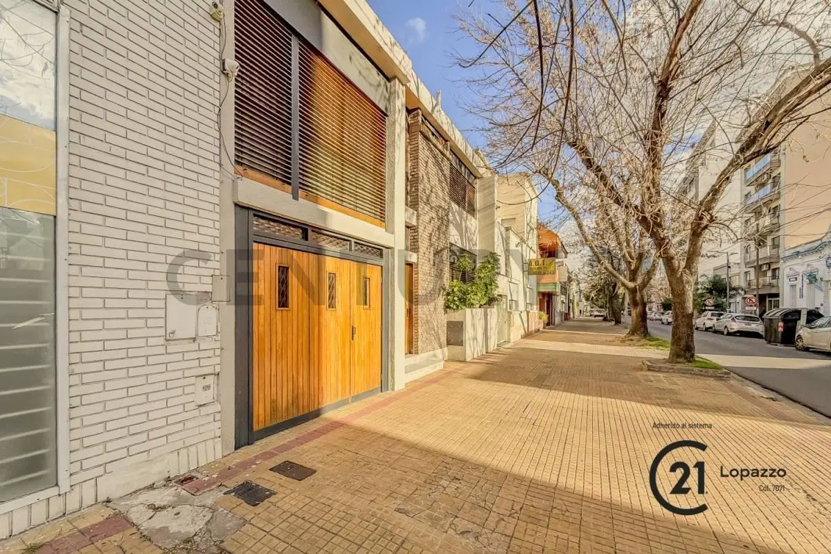 Casa impecable 2 plantas 3
