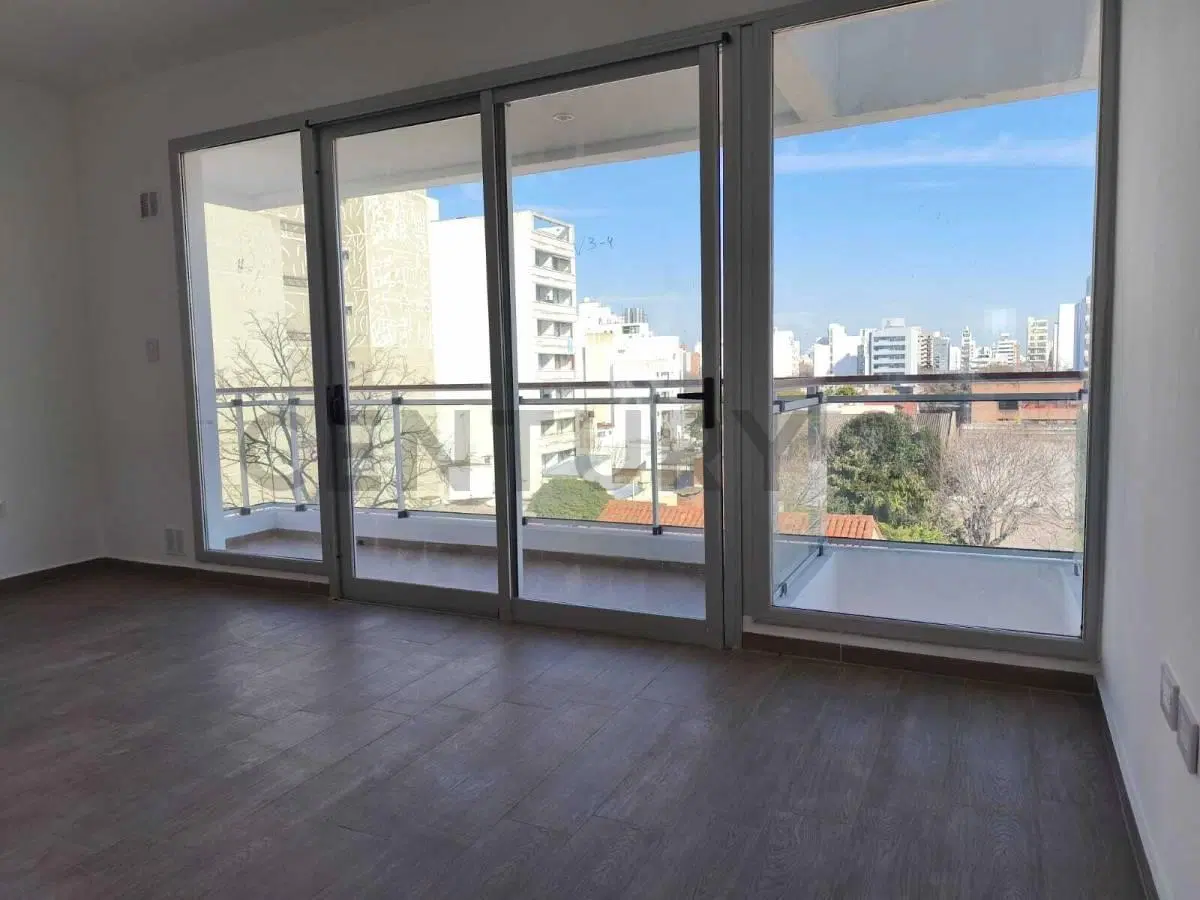 Monoambiente a estrenar con balcon al frente 5