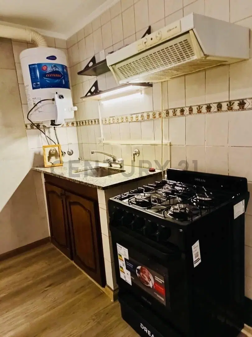 Venta de PH zona Parque Alberti. 4