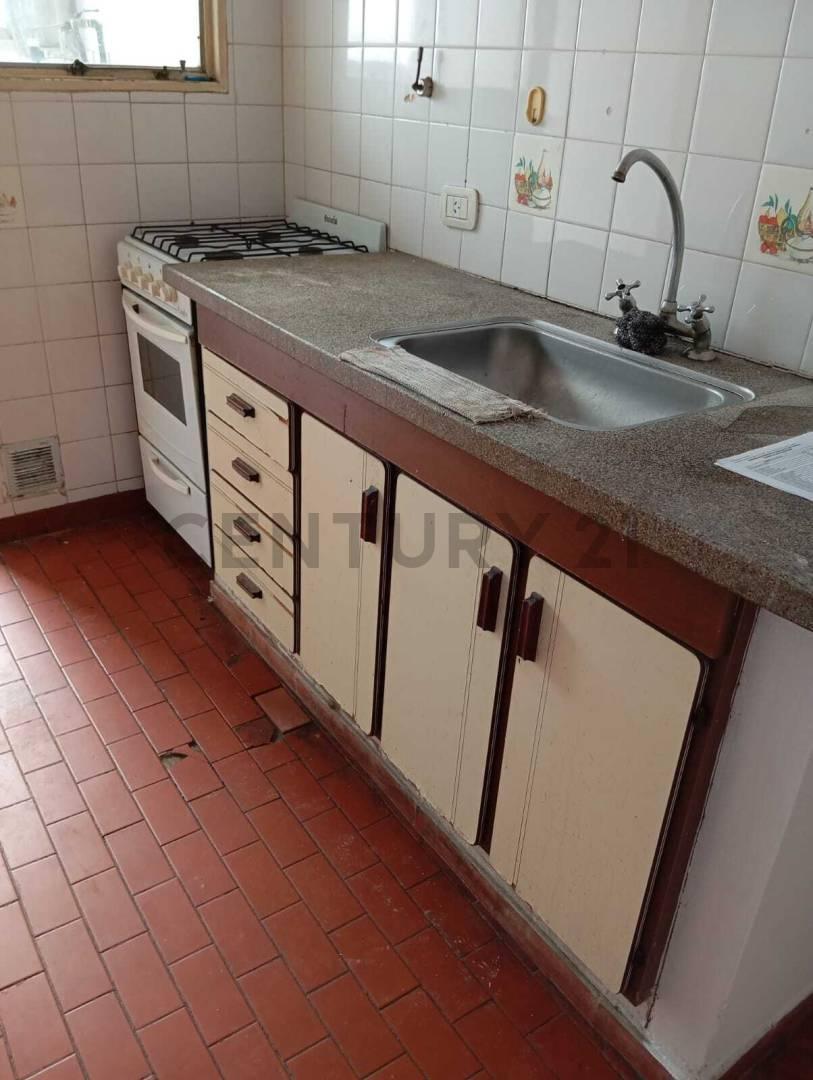 Foto de Departamento muy amplio de 3 dormitorios en zona facultades., imagen 4