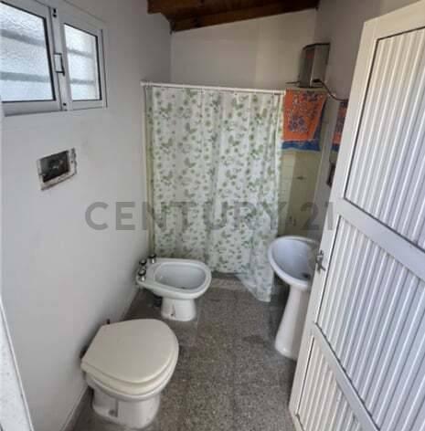 Foto de OPORTUNIDAD!! VENDEMOS CASA EN LA RESERVA DE CLAROMECO, imagen 2