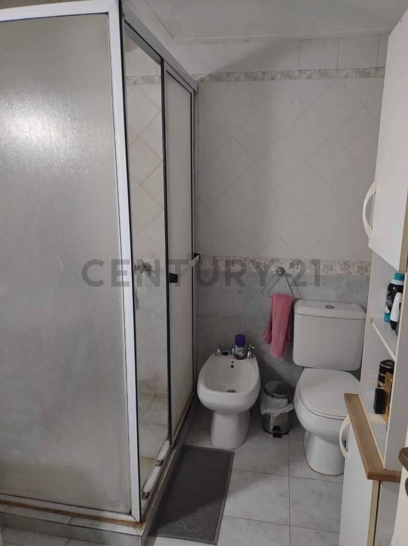 Foto de Excelente casa en zona privilegiada de Gonnet de 2 dormitorios., imagen 4