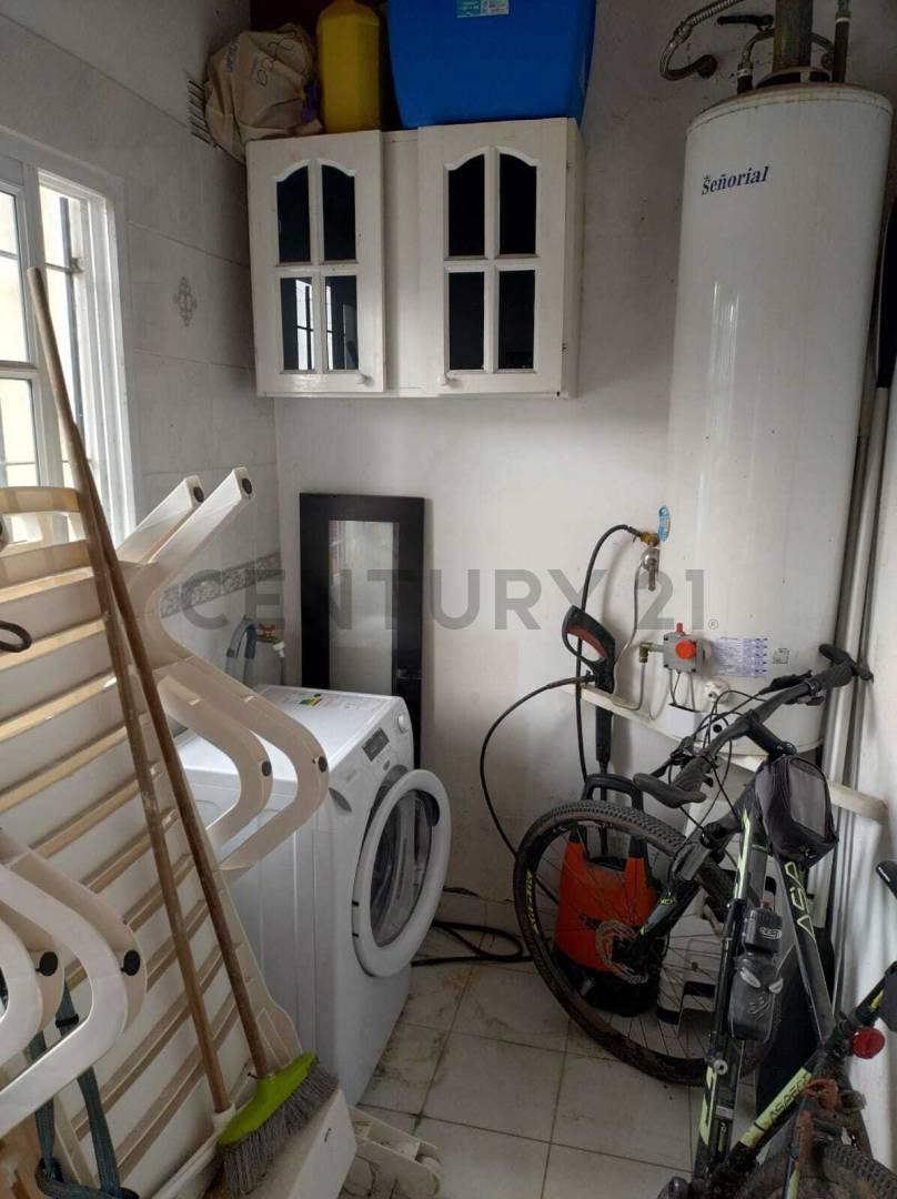 Foto de Excelente casa en zona privilegiada de Gonnet de 2 dormitorios., imagen 2