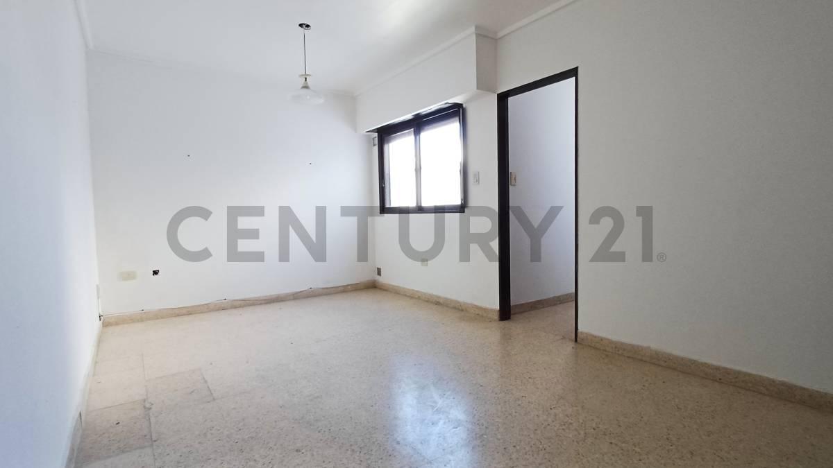 Foto de VENTA Ph | 37 5 y 6 | APTO BANCO, imagen 2