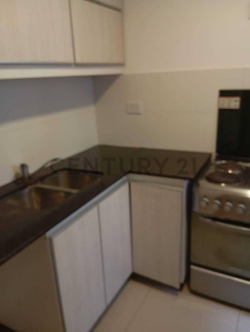 Foto de Excelente monoambiente, amplio con cocina equipada separada, baño, imagen 4