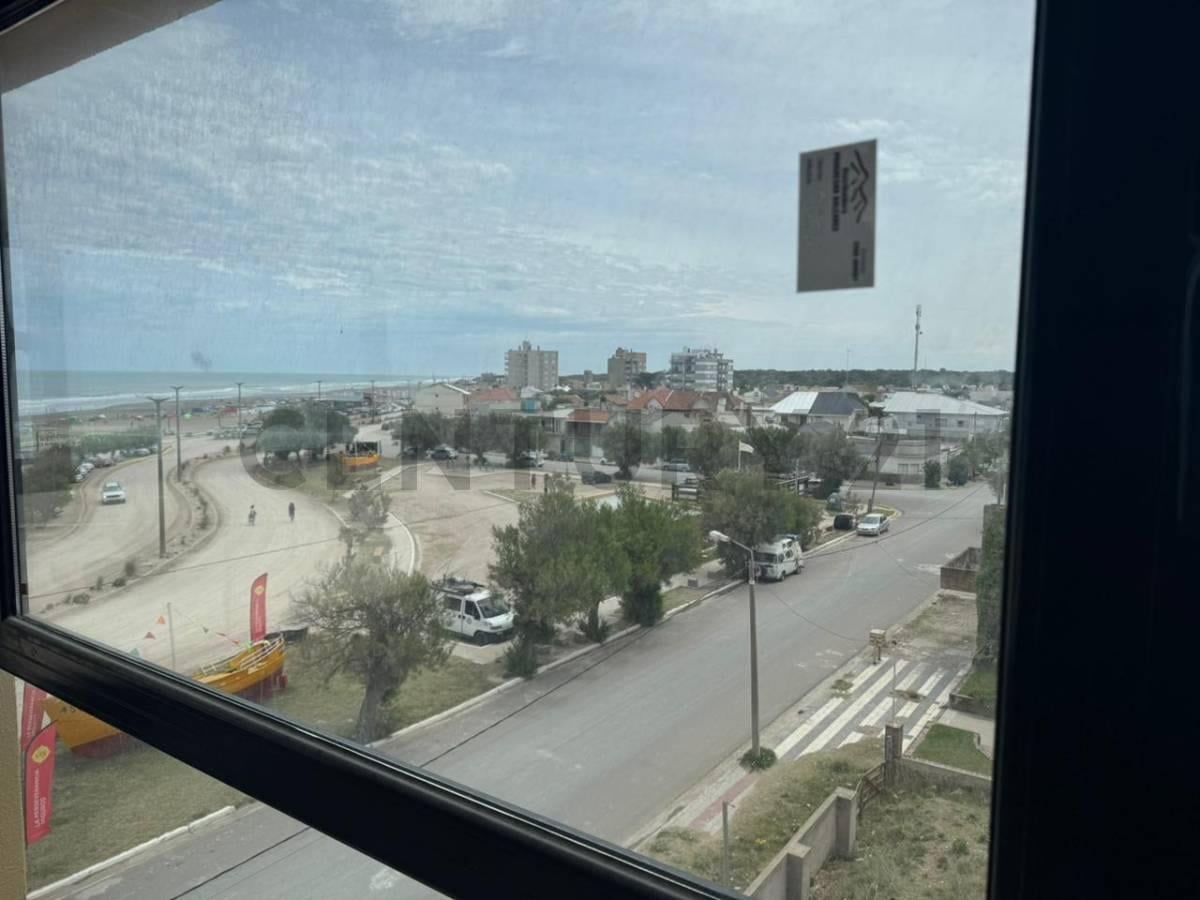 Foto de Vendemos departamentos frente al mar de Claromecó. Amplia financiación, imagen 3