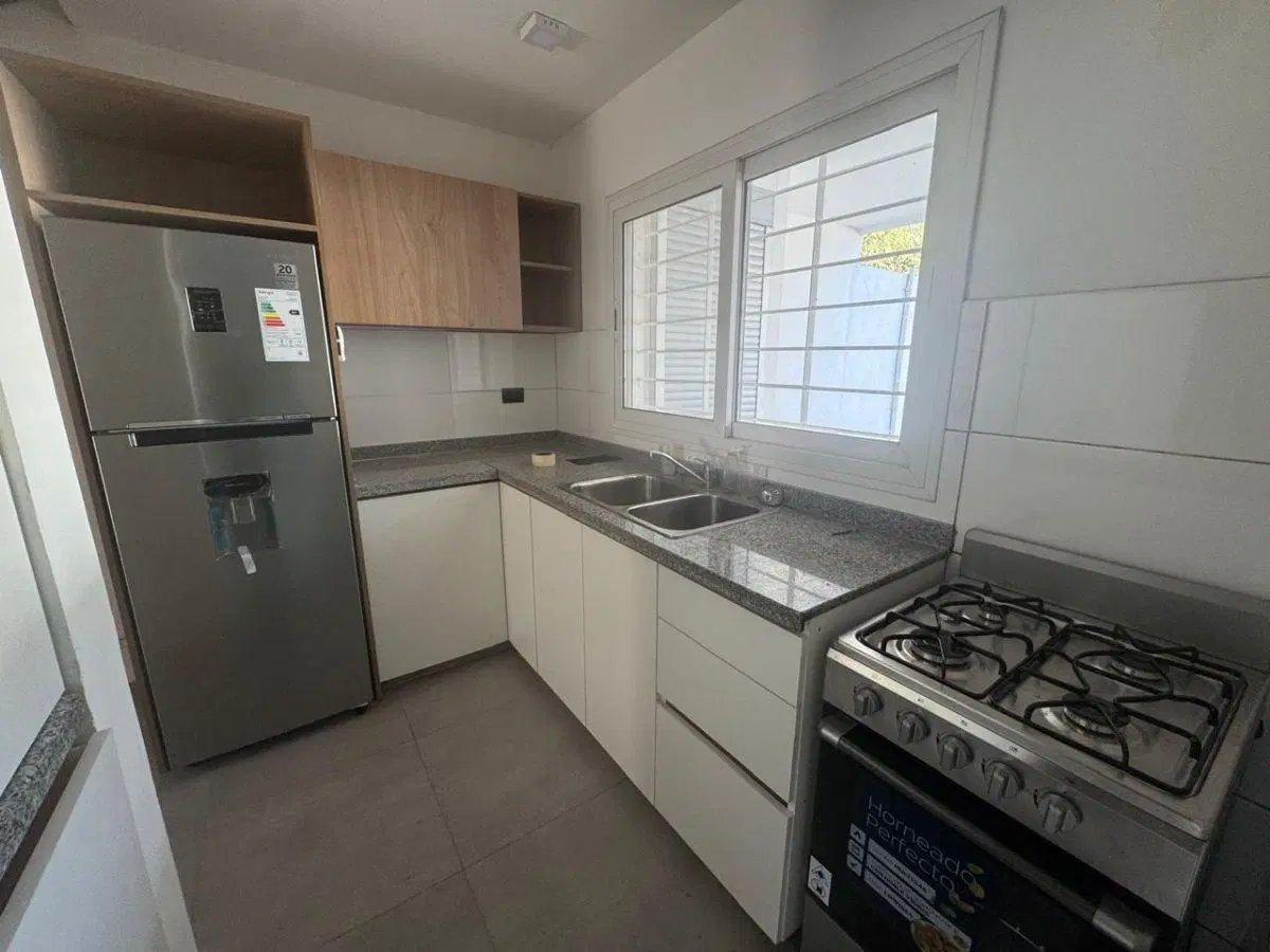 Duplex en barrio Cerrado La Catalina - 3 dom - 2 baños - cochera - galeria - seg 24 hs 2
