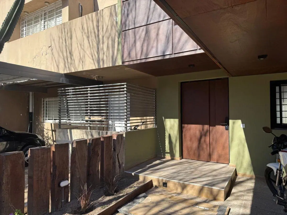 Duplex en barrio Cerrado La Catalina - 3 dom - 2 baños - cochera - galeria - seg 24 hs 3