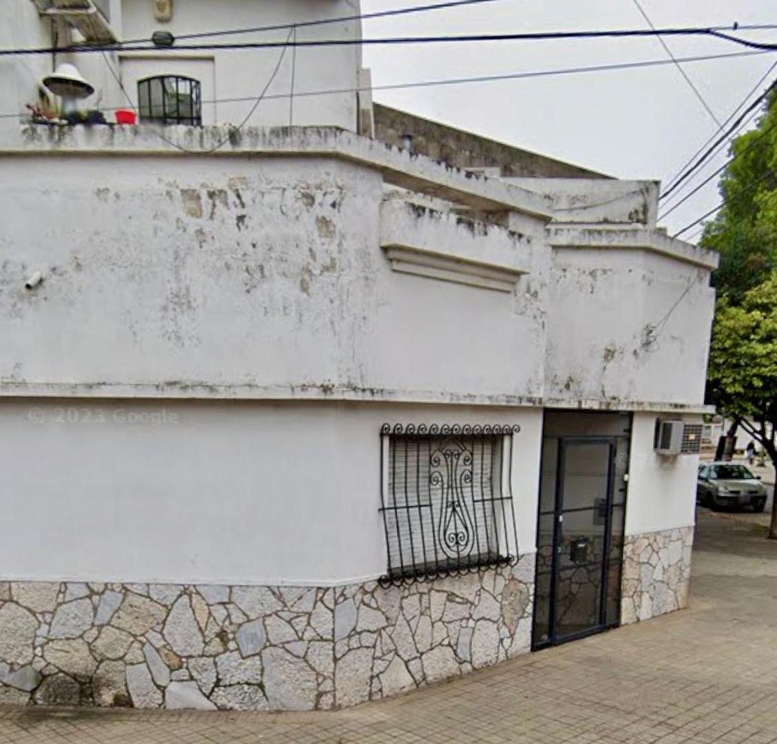 Casa dos Dormitorios en Planta Baja con Cochera y Casa en Planta Alta dos dormitorios