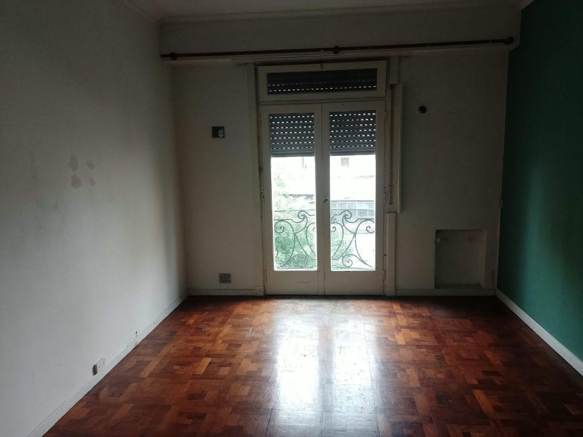 Foto de Departamento de 2 ambeintes. frente a Parque Ameghino., imagen 1
