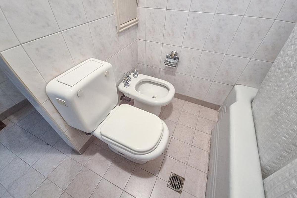 Foto de CASA / LOTE EN VENTA – QUINTINO BOCAYUVA AL 200, imagen 3
