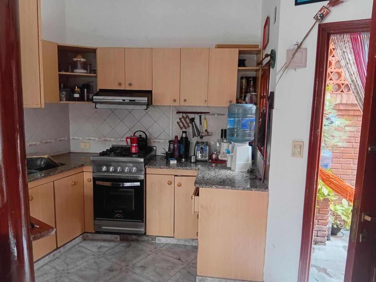 Venta Duplex 3 Ambientes con Cochera Berazategui. 2
