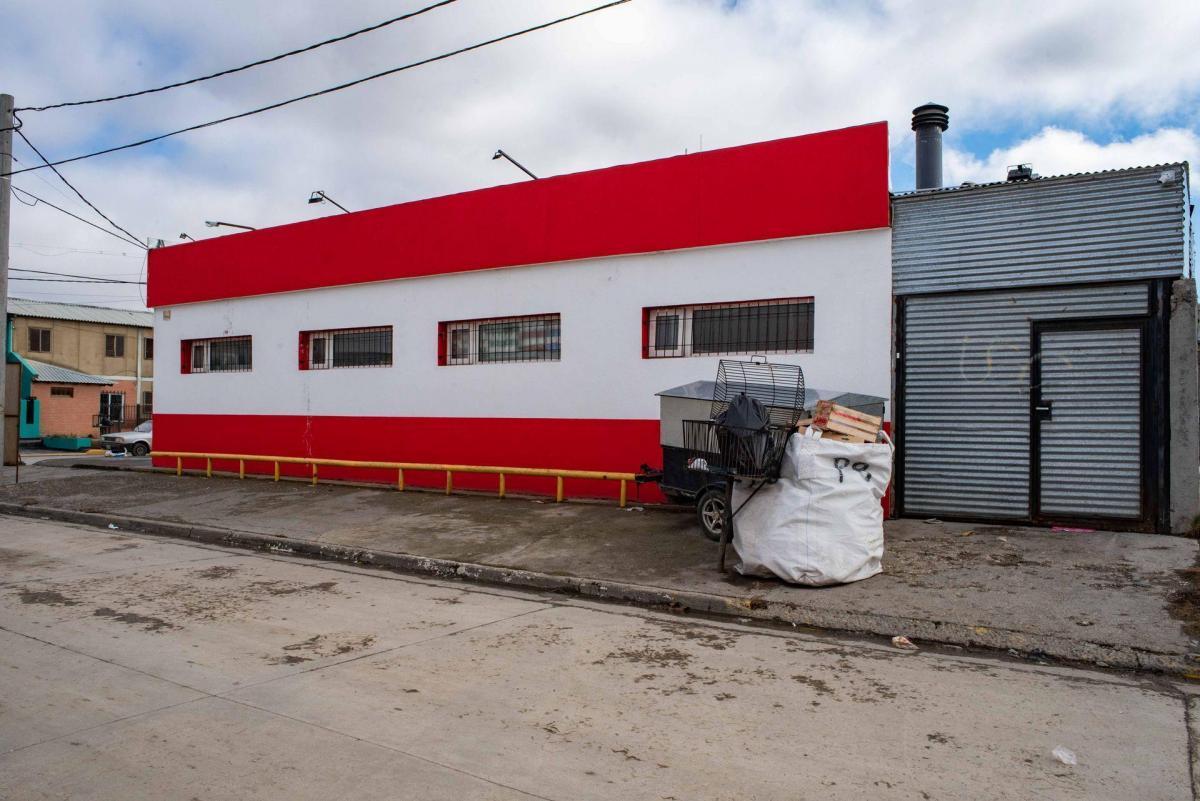 Venta de Local Comercial 193 m² 4