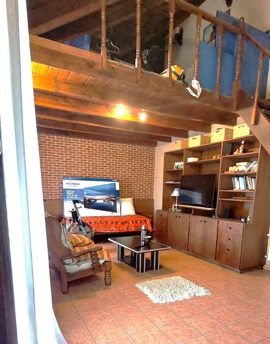 Casa en Venta 7 Amb con Patio en Av Alem - Ushuaia 2