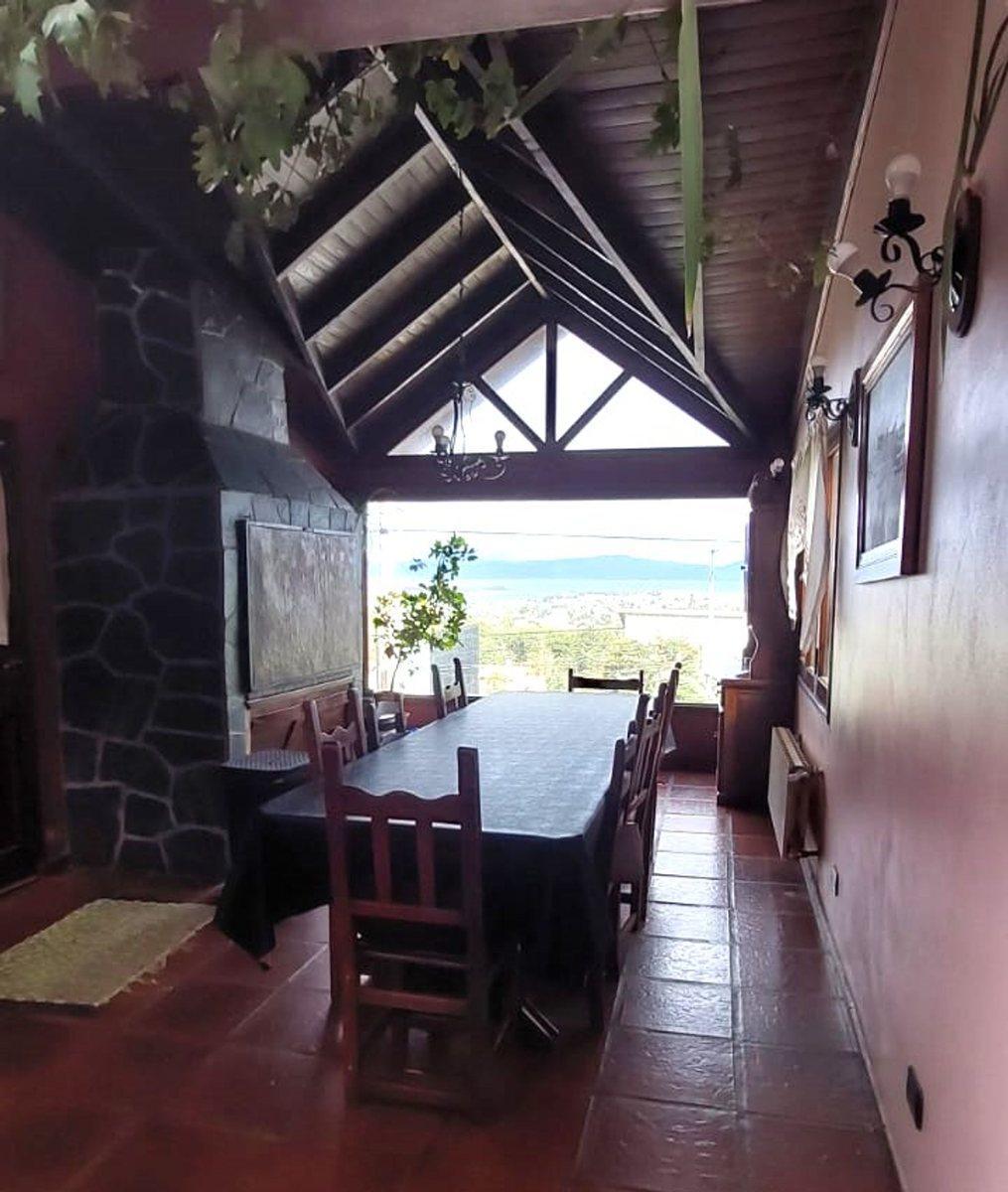 Casa en Venta 7 Amb con Patio en Av Alem - Ushuaia 4