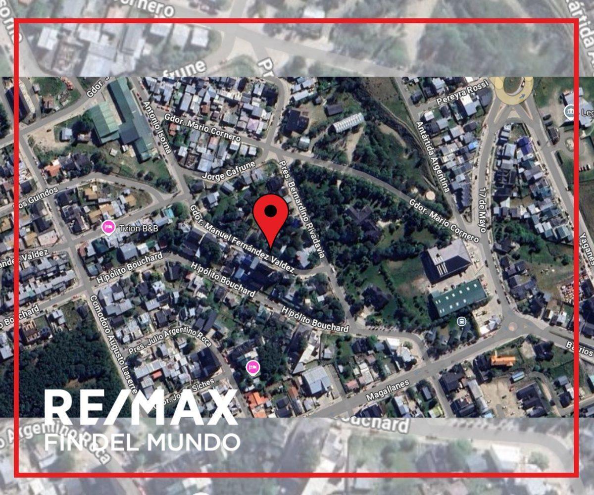 Hermosa Casa + Terreno 430 m² Céntrico en Ushuaia 1
