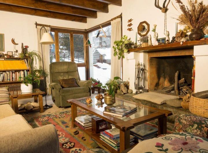 Hermosa Casa + Terreno 430 m2 céntrico en Ushuaia 3