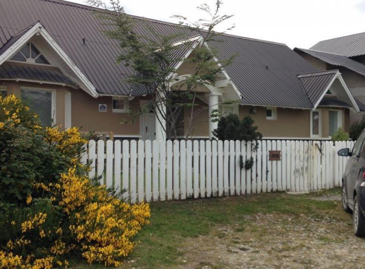 EN VENTA CASA  EN CLUB DE CAMPO - APTA CREDITO 3