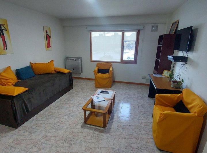 Depto Luminoso 2 Ambientes - ¡Tu Hogar en Ushuaia! 3