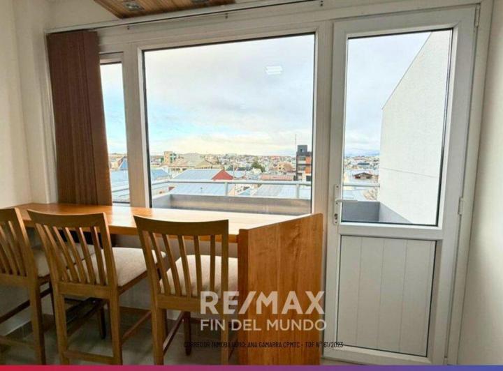 EN VENTA DEPARTAMENTO TIPO DUPLEX, AMOBLADO. 2
