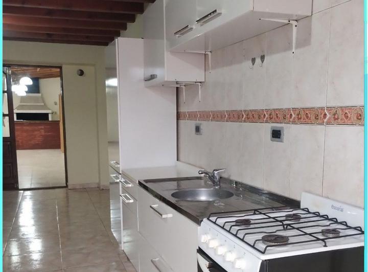 AMPLIA CASA + 2 DEPARTAMENTOS 3