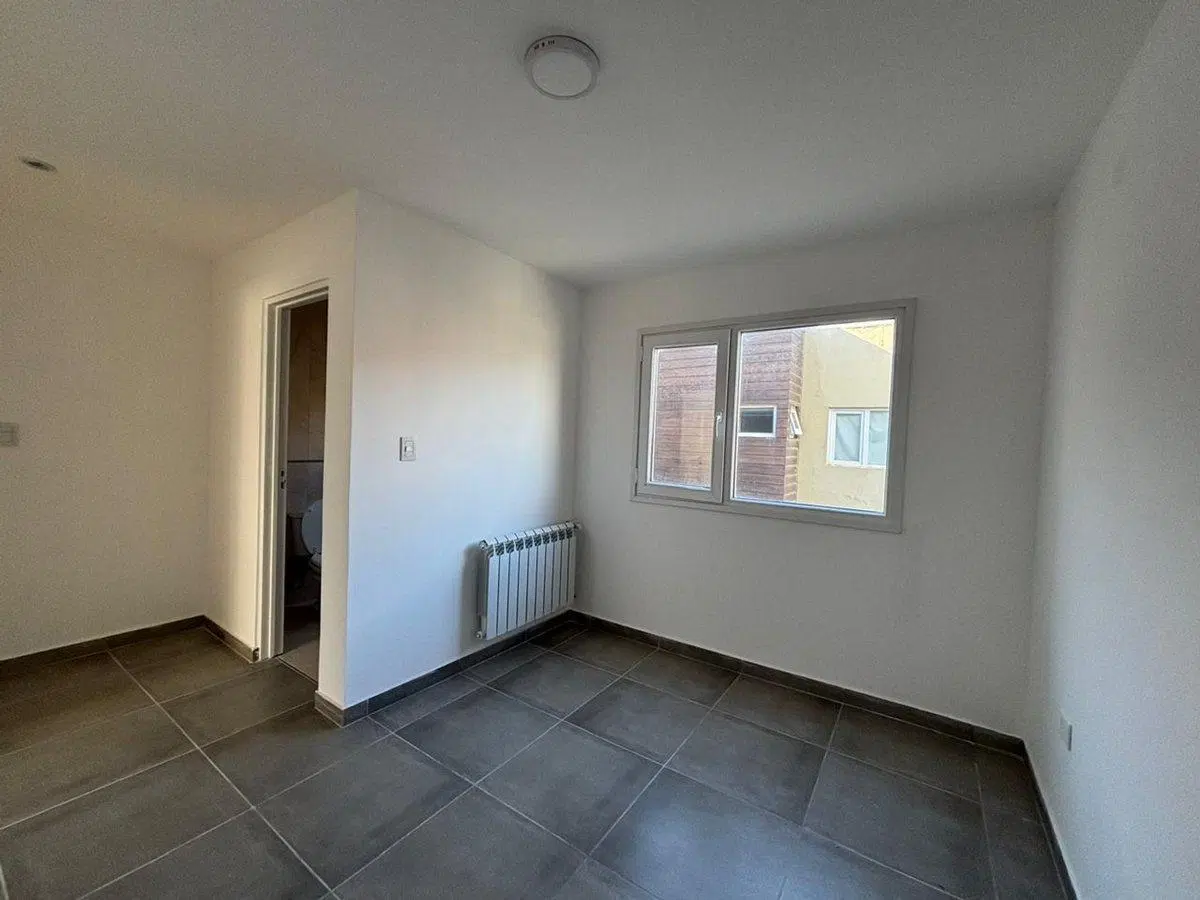 DUPLEX EN VENTA DE 2 DORM 2 BAÑOS Y PATIO 5