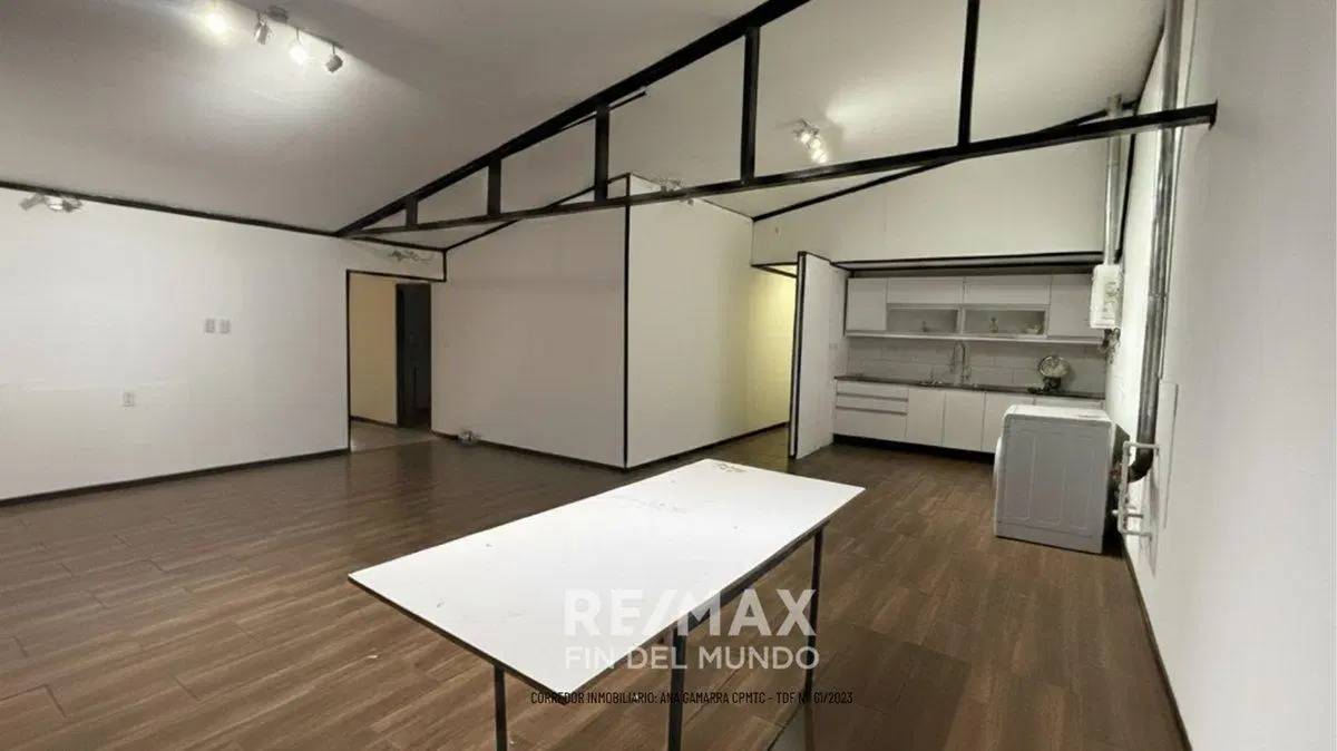 Propiedad de 180m2 cubiertos zona Virrey Liniers 4