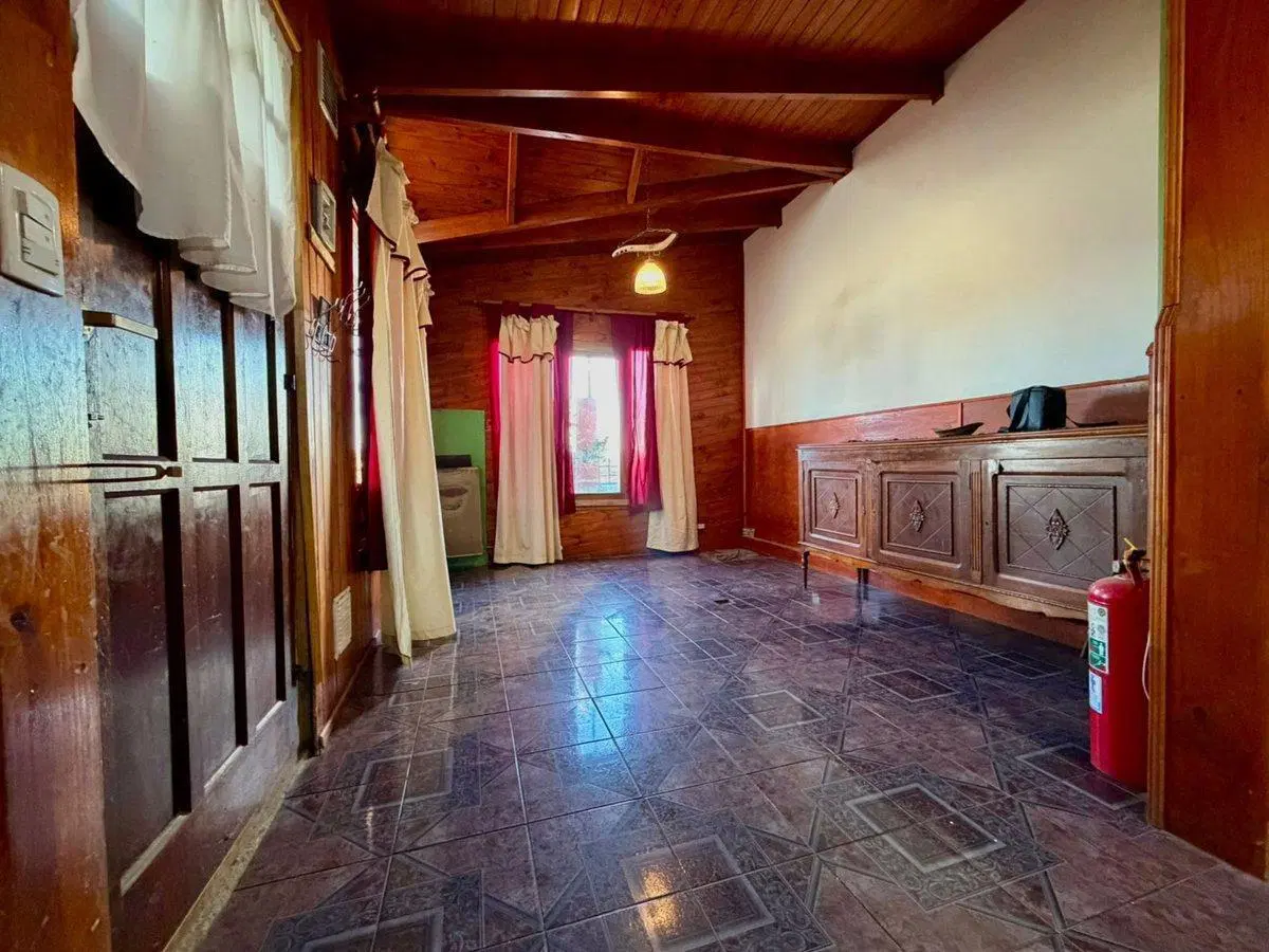 Casa en venta 3 dormitorios + quincho USH 5