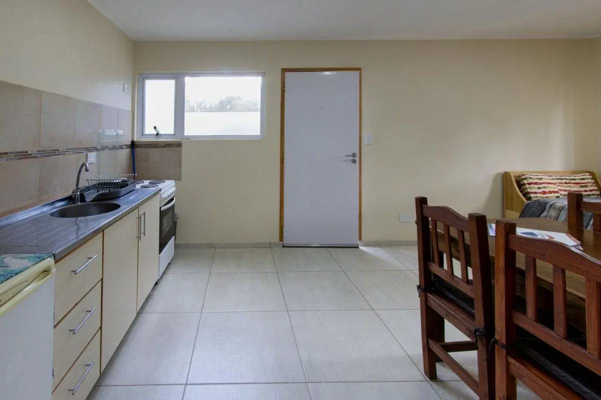 ALQUILER DE DPTO. 1 DORM. AMOBLADO - ZONA 640 VIV. 3
