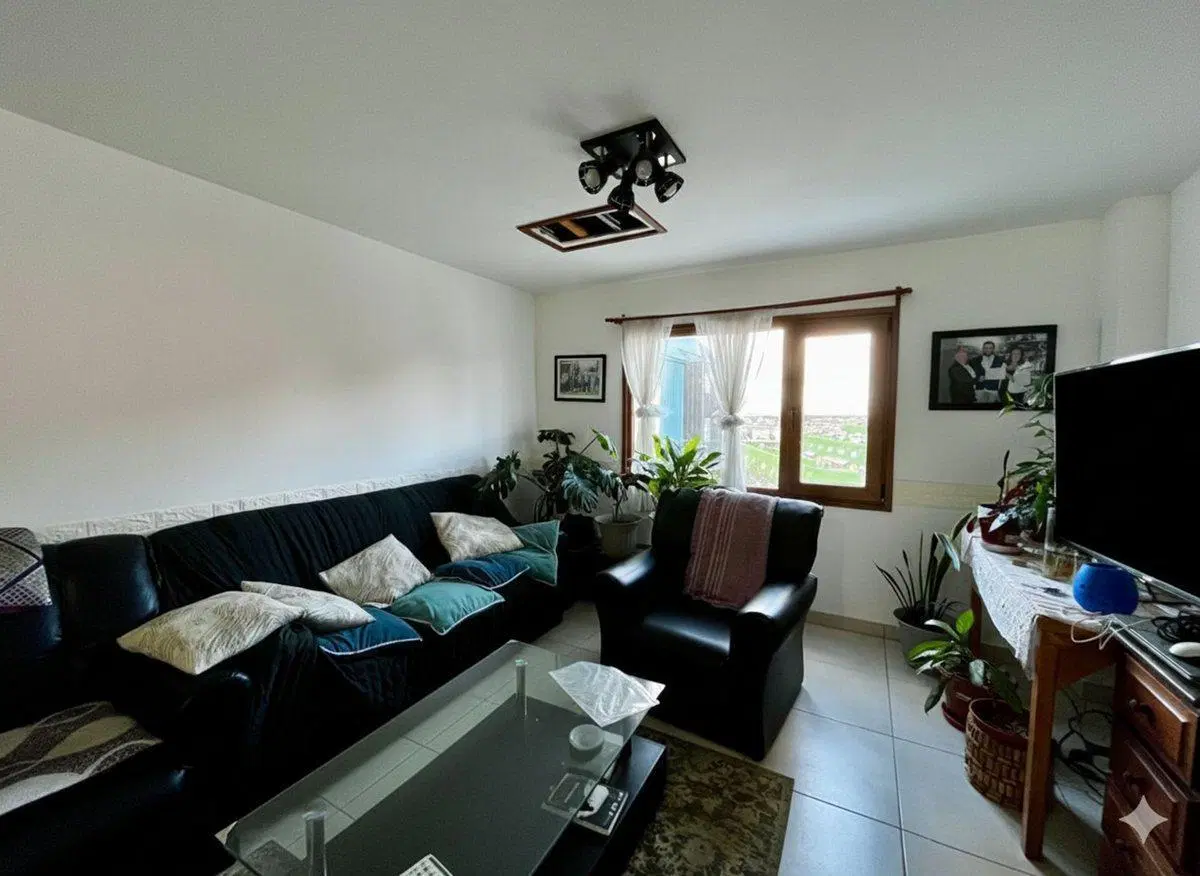 Oportunidad Ushuaia, 2 dptos, piso completo. 99m2 2