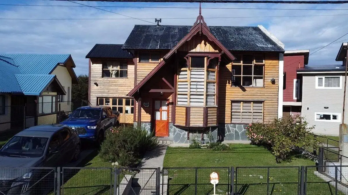 Casa en venta, 4 dormitorios, quincho. Ushuaia. 4