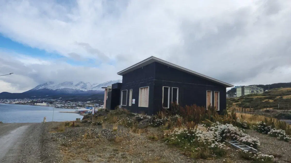 Casa con Vista al Beagle y Obra Avanzada 2