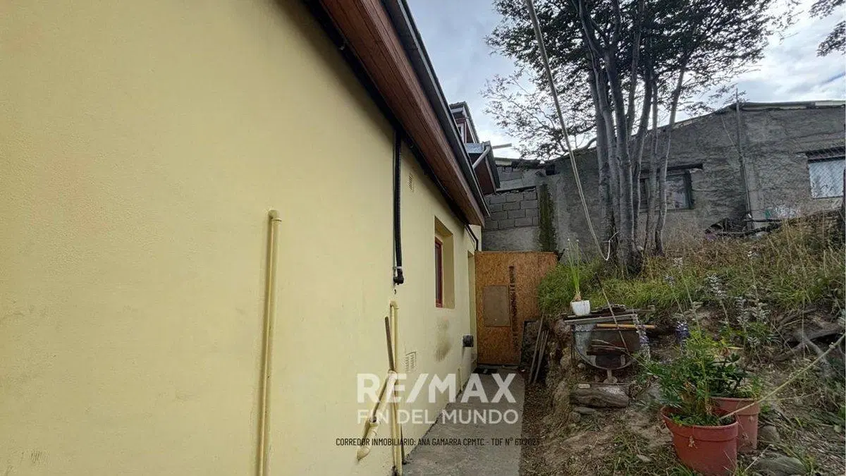 VENTA | PROPIEDAD + DEPARTAMENTOS | RAUL MURIEL R1 3