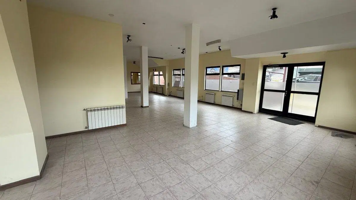 ¡En Alquiler! Espacio para Oficinas, Consultorios. 3