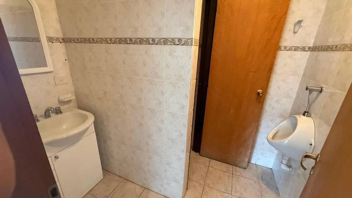 ¡En Alquiler! Espacio para Oficinas, Consultorios. 4