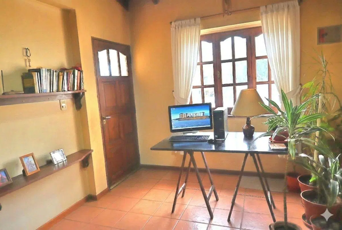 Casa 3 Dormitorios Quincho con Parrilla y patio 2
