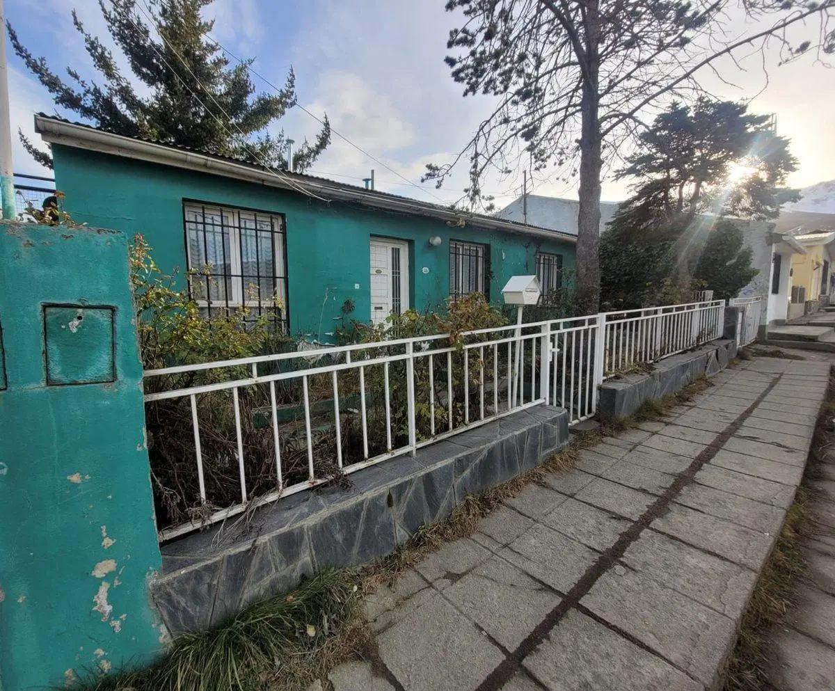 OPORTUNIDAD: CASA EN EL CENTRO DE USHUAIA 3