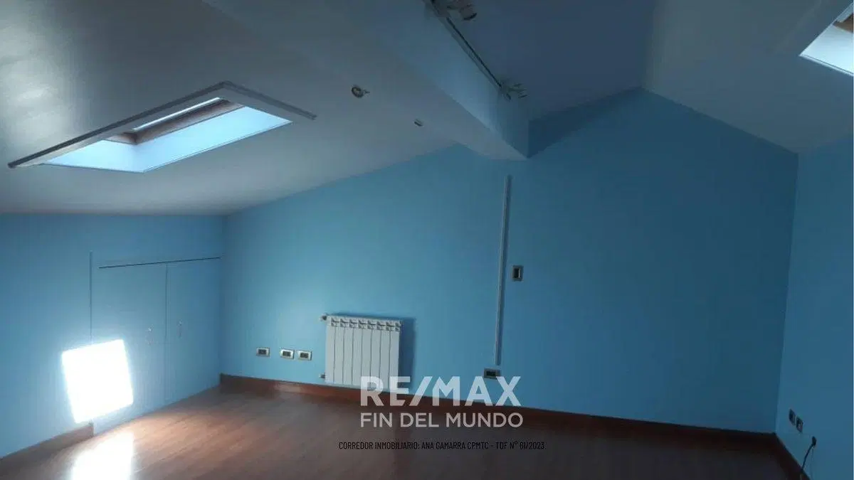VENTA|Casa completa con jardín y quincho|Ushuaia 5