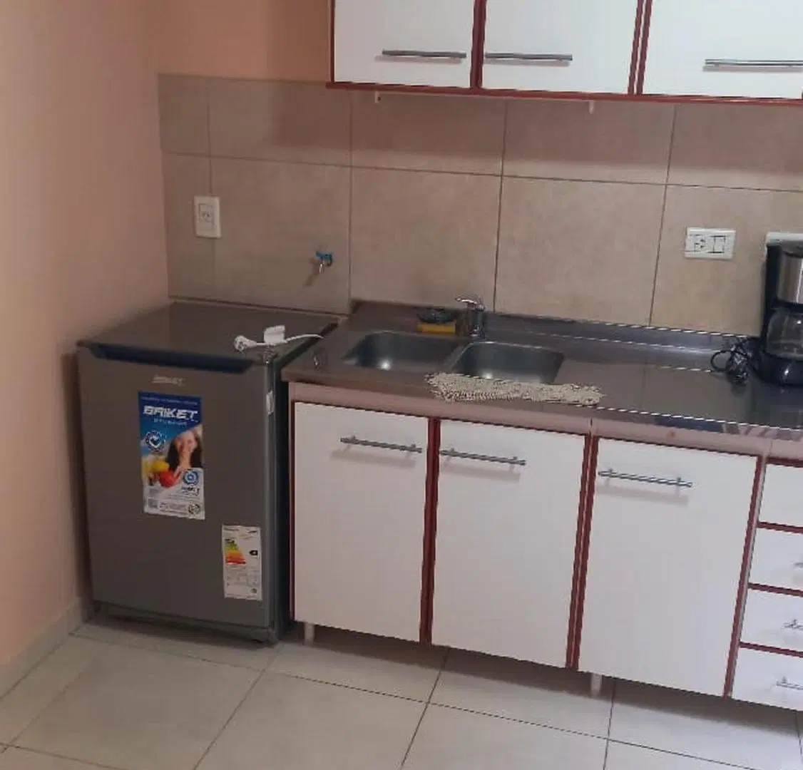 ALQUILER DE CASA - GOB. PAZ 200 -  ZONA CENTRICA 3