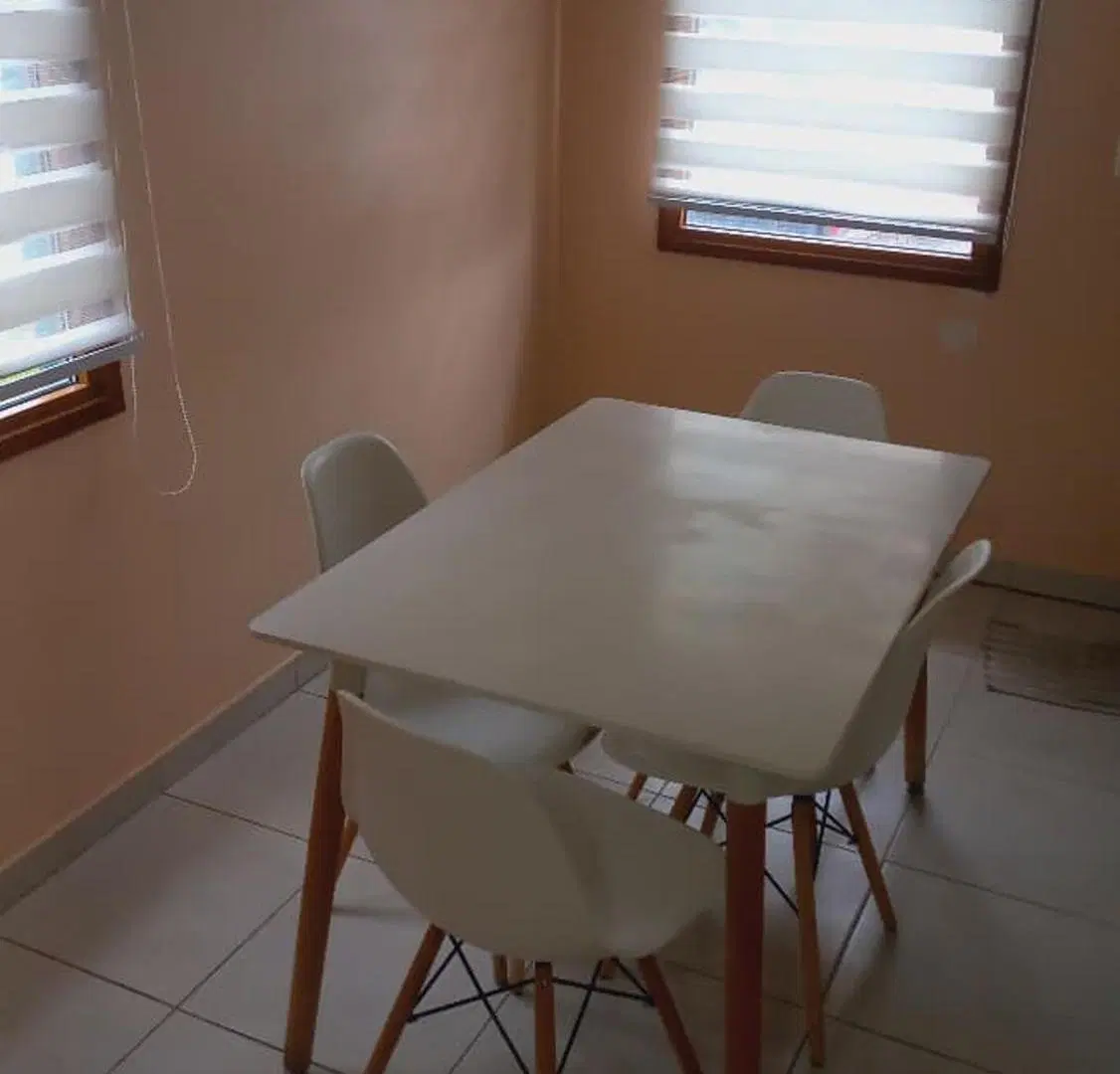 ALQUILER DE CASA - GOB. PAZ 200 -  ZONA CENTRICA 2