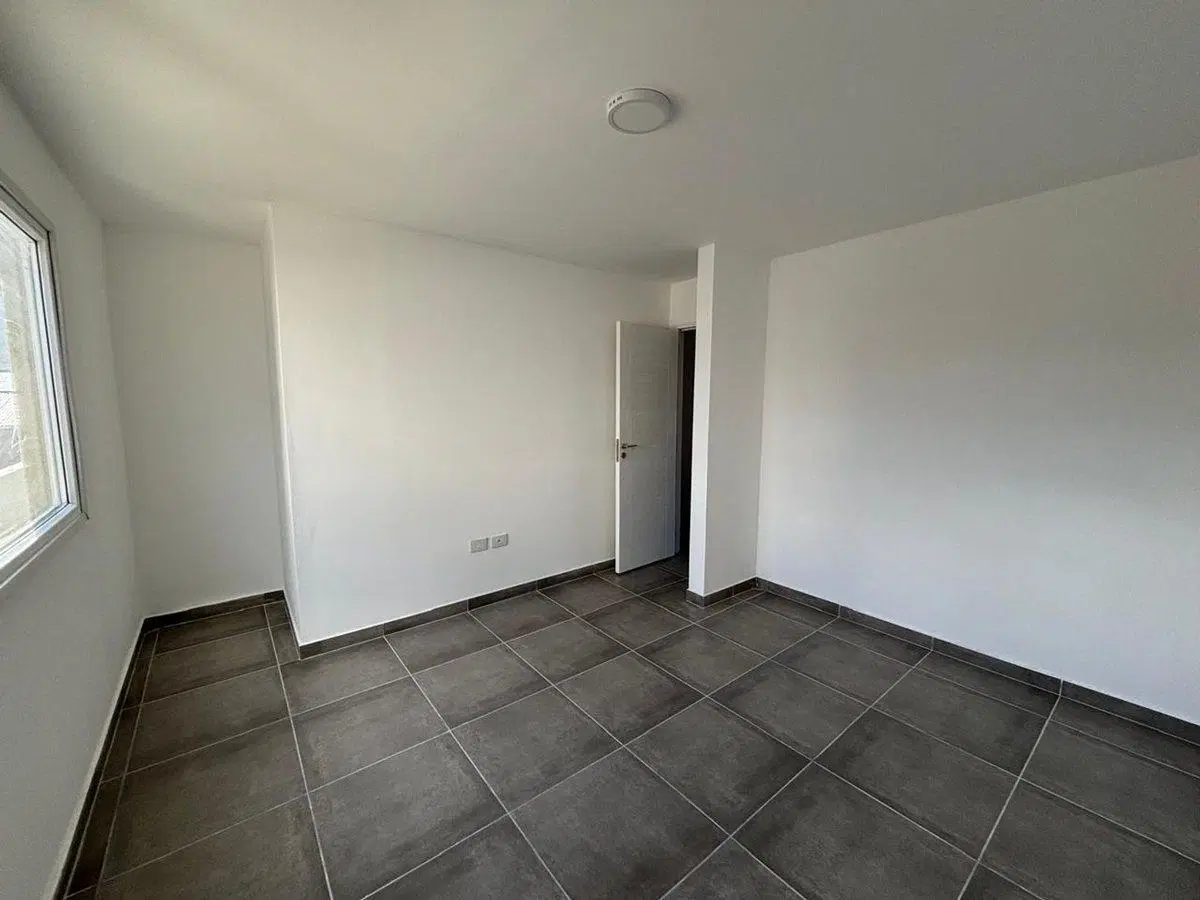 DUPLEX EN VENTA DE 2 DORM 2 BAÑOS Y PATIO 3