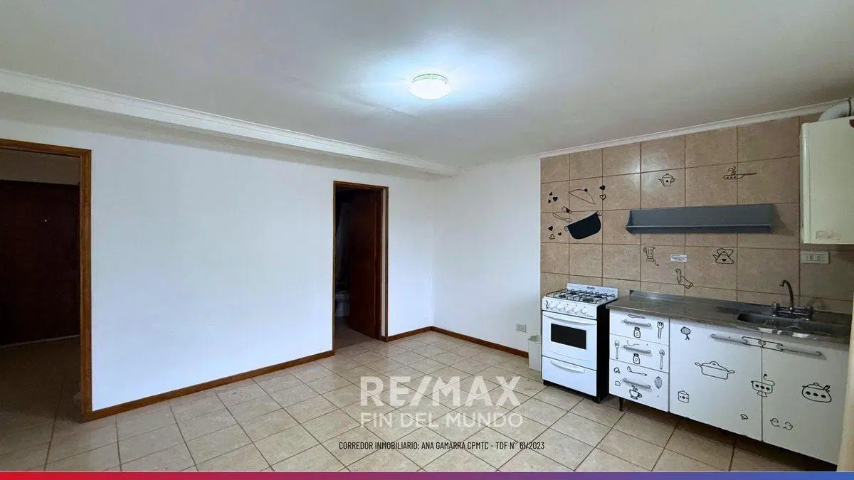 DEPARTAMENTO EN ALQUILER 12 DE OCTUBRE AL 800 4
