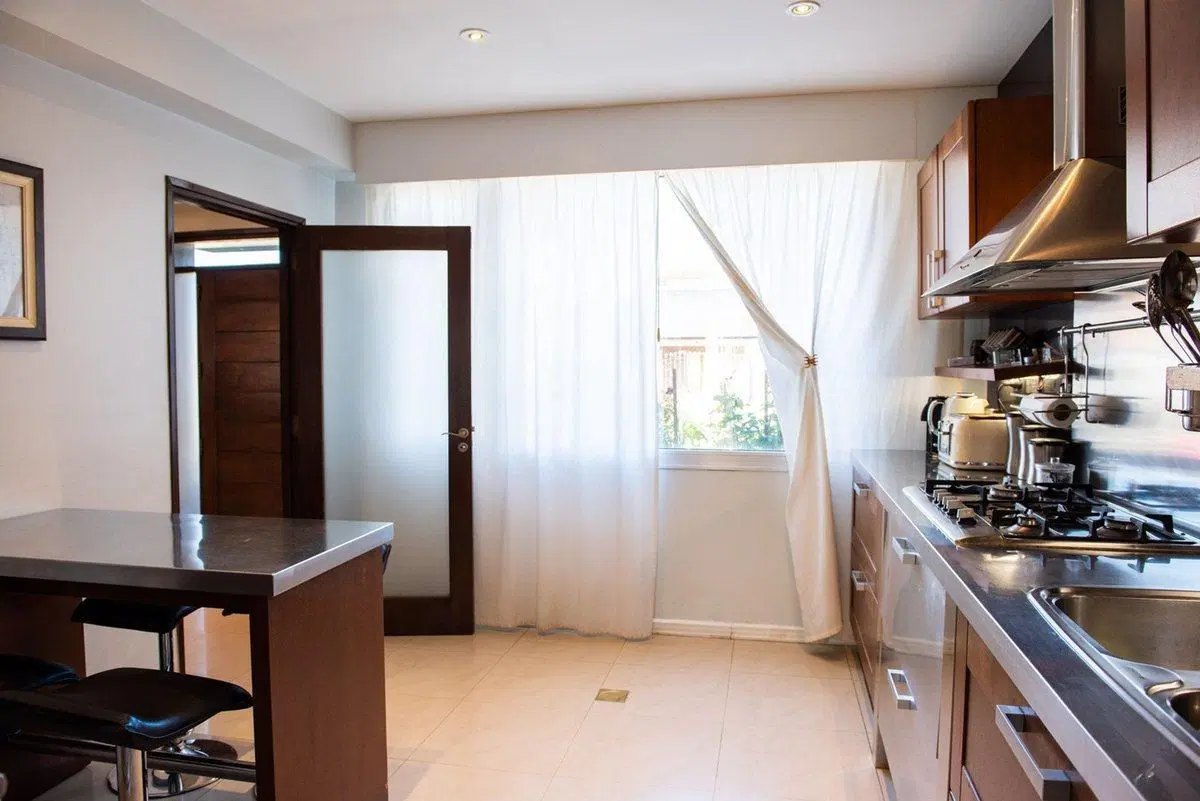 VENTA CASA CON QUINCHO Y PILETA CLIMATIZADA R.G 2