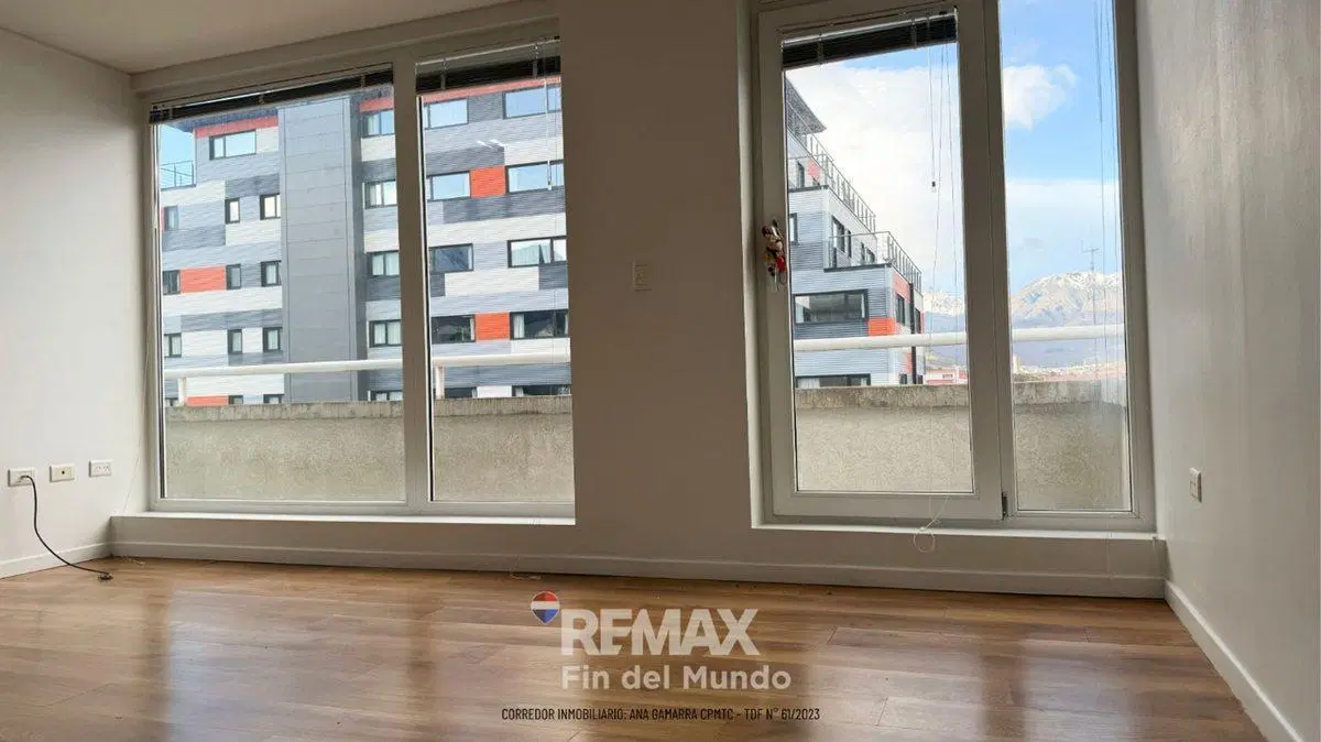 Ushuaia | Venta | Depto. 3 Amb.| Microcentro 8