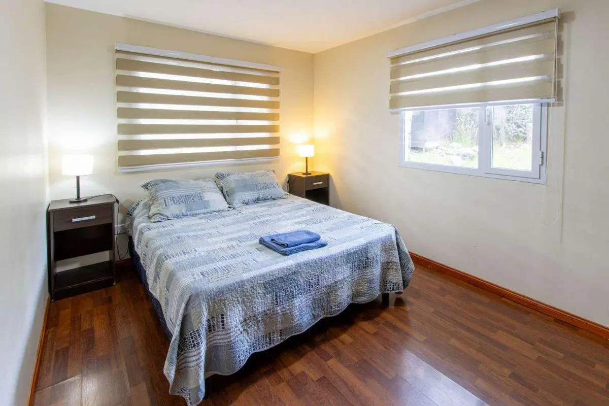 VENTA CASA + 3 DEPARTAMENTOS ORIENTADO A RENTA 4