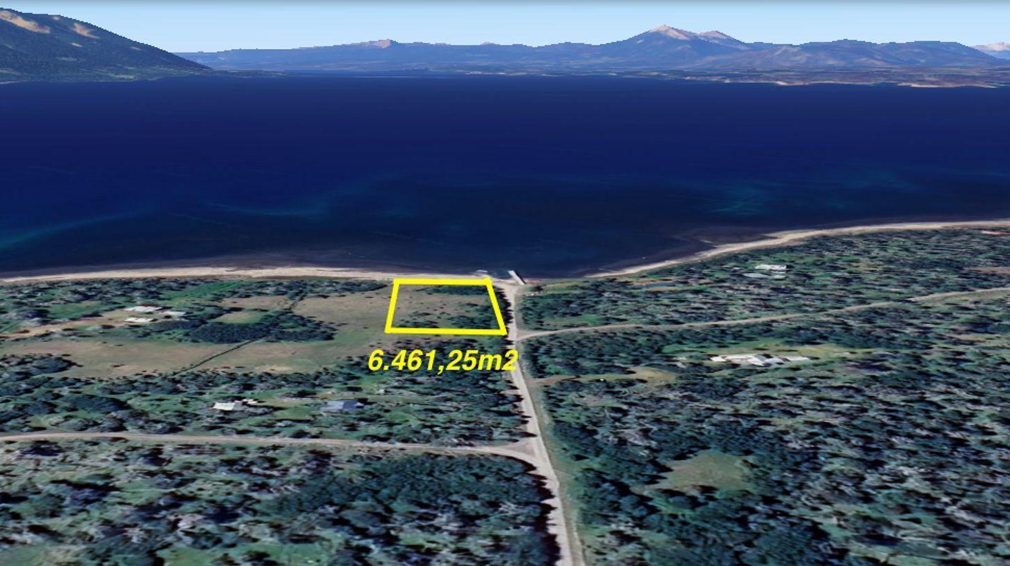Foto de Lote en venta 6.461 m² sobre el lago Yehuin. TDF, imagen 3