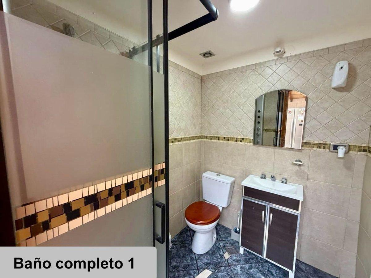 Foto de Amplia casa con patio y parrilla EN VENTA USHUAIA., imagen 4