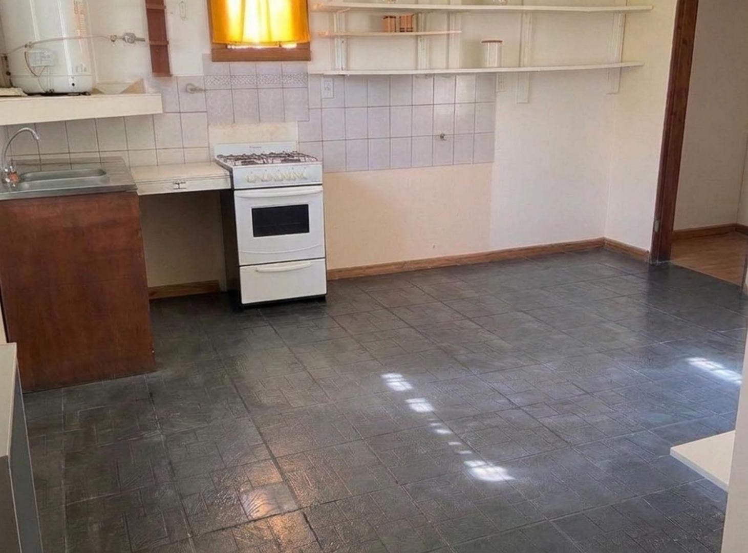 Foto de Hermoso lote con 3 casas Ideal Proyecto Rentable, imagen 2