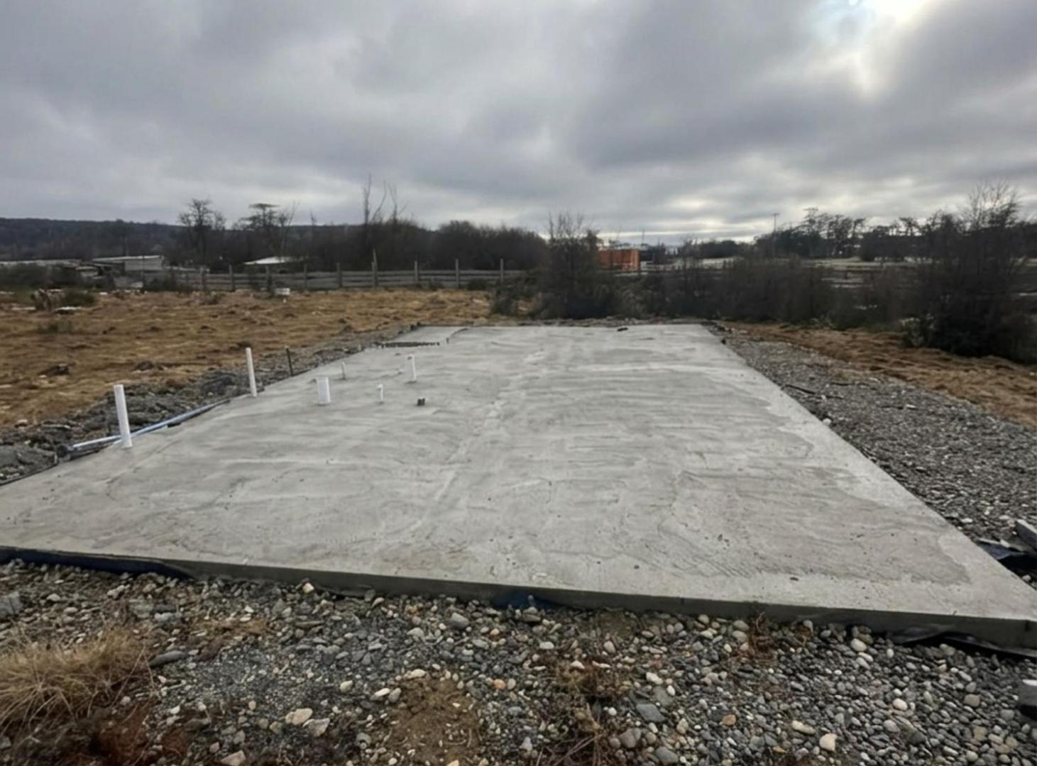 Foto de Lote de 595 m² CON PLATEA CONSTRUIDA 70 m2, imagen 4