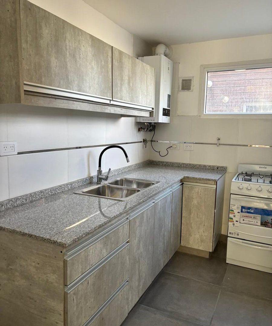 Foto de DUPLEX EN VENTA DE 2 DORM 2 BAÑOS Y PATIO, imagen 3